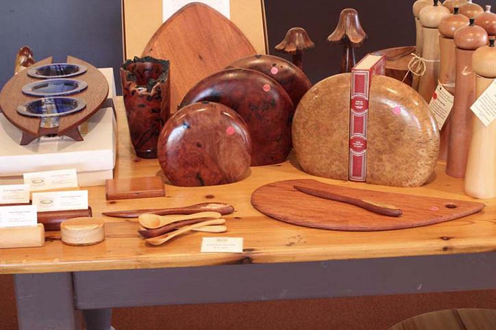 We are holding a Closing Sale for our Gallery in the Hunter Valley!